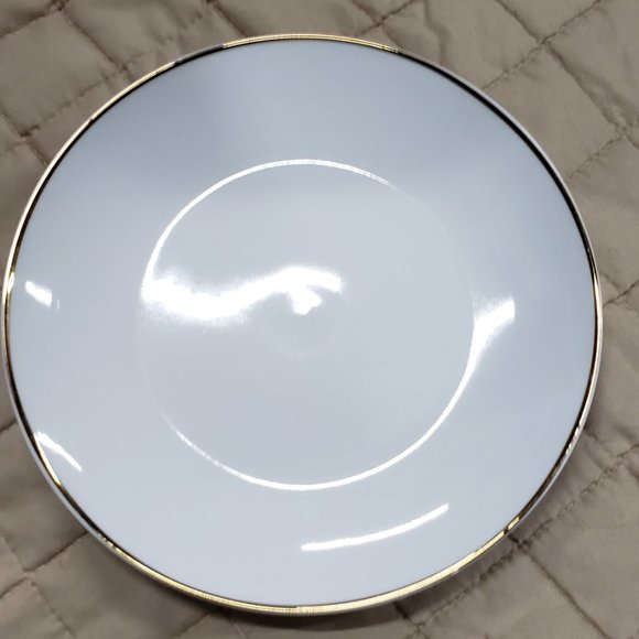 Threshold Other - Threshold - 8" 4pk Stoneware Salad Plates Gold -  White with Gold Rim